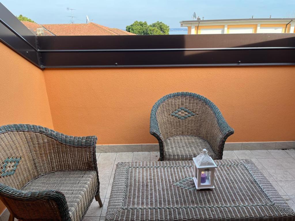 Perla Top Floor Apartment Sirmione Eksteriør bilde