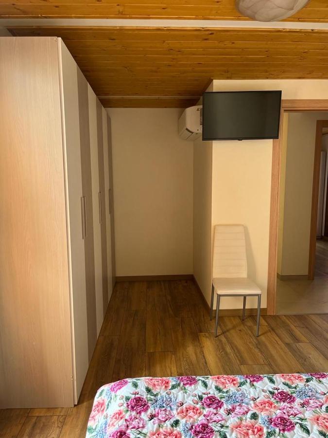 Perla Top Floor Apartment Sirmione Eksteriør bilde